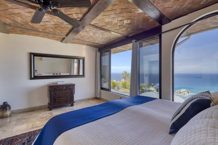 Level Two – Bedroom 7 (White Water View Flexible Suite)