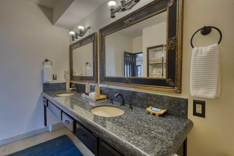 Level Four – Bedroom 10 (Ocean View Suite)