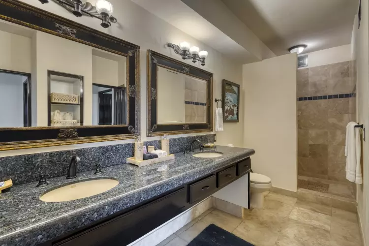 Level Four – Bedroom 10 (Ocean View Suite)