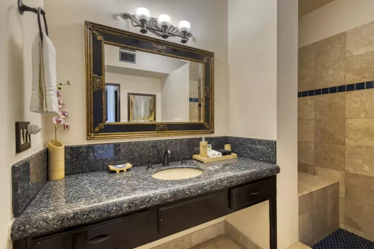 Level Four – Bedroom 11 (Ocean View Suite)