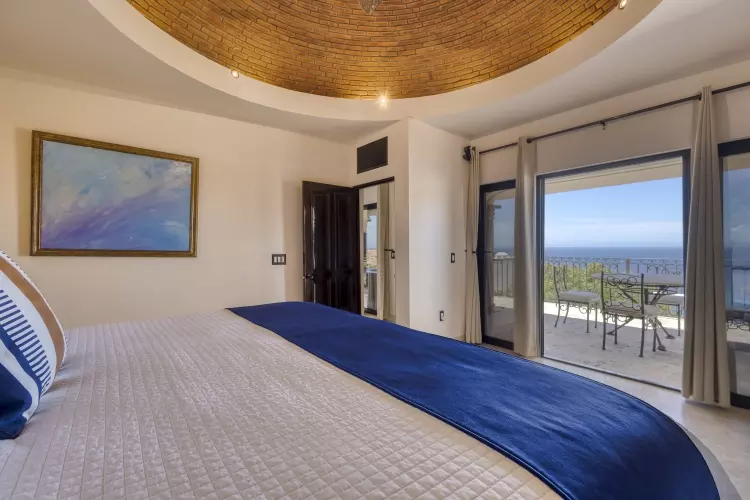 Level Four – Bedroom 11 (Ocean View Suite)